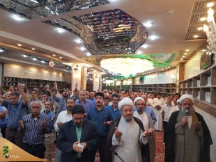 مادر حضرت امام هادی(ع) جناب سمانه مغربیه است

خطیب بعثه مقام معظم رهبری در کربلا در جمع زائرین ایرانی در سرداب حرم حضرت عباس(ع) گفت:  شب میلاد امام هادی (ع) است به نقلی از مرحوم کلینی تولد آن حضرت در 15ذی الحجه سال 314ق اتفاق افتاده است به همین جهت به د
