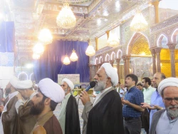 روایتی شنیدنی از مرحوم کلینی درباره برادر امام هادی(ع) 

خطیب بعثه مقام معظم رهبری در کربلا در جمع زائرین ایرانی در حرم امام حسین(ع) روایتی شنیدنی از مرحوم کلینی درباره برادر امام هادی(ع) موسی بیان کرد. 2