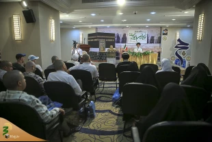 سرپرست حجاج ایرانی در جمع جوانان در حج:     

برای زندگی بگونه ای برنامه ریزی کنید که همچون ابراهیم خلیل (ع) و پیامبراسلام (ص) تحول آفرین و اثرگذار باشید 8