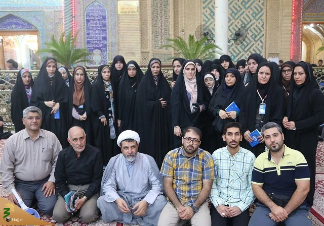 قرائت زیارت امین الله توسط دانشجویان در حرم مولای متقیان 2