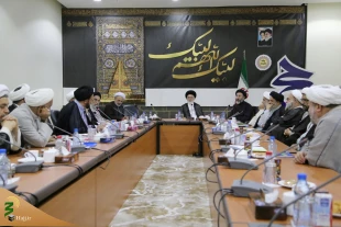 حجت‌الاسلام‌والمسلمین قاضی عسکر:

به برنامه جامع فرهنگی برای حج نیازمندیم
 2