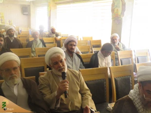 تحکیم اتحاد بین عراق  وایران عزت آفرین است  

مسئول دفترنمایندگی بعثه مقام معظم رهبری درعراق گفت: نظم وانظباط شخصیت انسان را نشان می دهد در طول سفر آن را رعایت کنیم  ودر مسیر وسیطره ها وحرم مطهر بانظم ووقار عبور کنیم وبا مأمورین  تفتیش در سیطره ها همکار