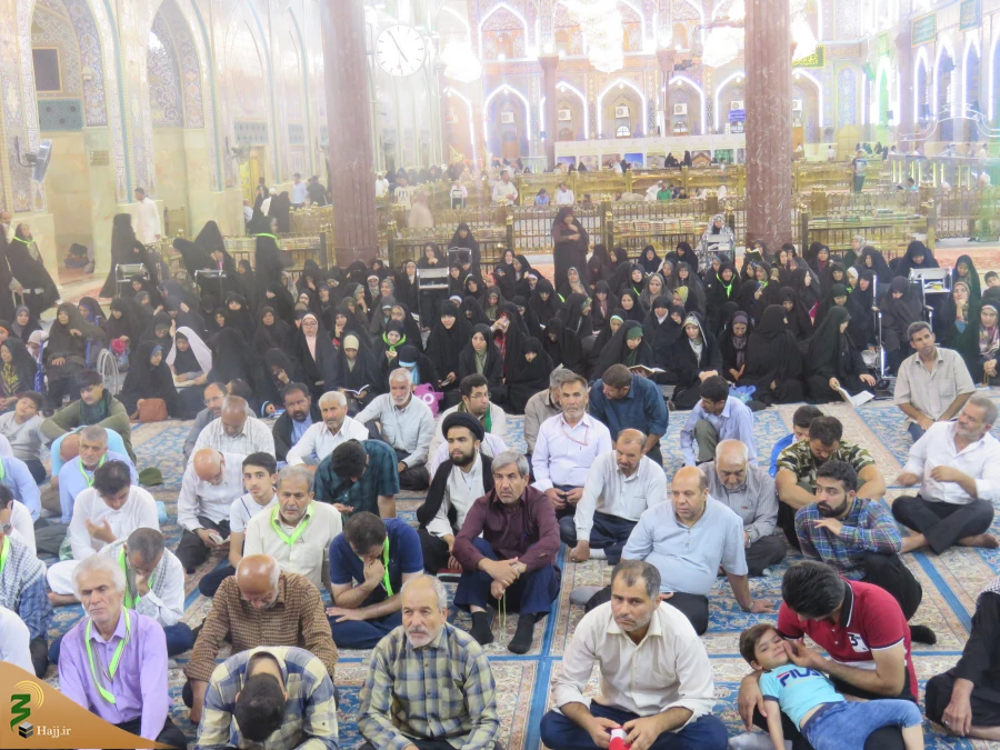 جایگاه بیت المال از دیدگاه حضرت علی (ع)

خطیب بعثه مقام معظم رهبری در کربلا در جمع زائرین ایرانی در حرم امام حسین(ع)گفت: صدیق کیست؟صدیق کسی است که در سه محور فکر وگفتار ورفتار صادق باشد واز او هیچ انحرافی دیده نشود نه فقط درگفتار راست بگوید بلکه اندیشه 