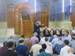 جایگاه بیت المال از دیدگاه حضرت علی (ع)

خطیب بعثه مقام معظم رهبری در کربلا در جمع زائرین ایرانی در حرم امام حسین(ع)گفت: صدیق کیست؟صدیق کسی است که در سه محور فکر وگفتار ورفتار صادق باشد واز او هیچ انحرافی دیده نشود نه فقط درگفتار راست بگوید بلکه اندیشه 
