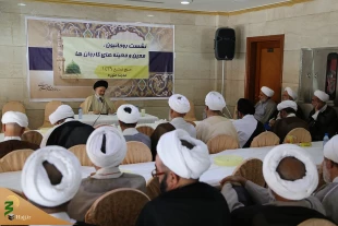آیت الله حسینی بوشهری:

روحانیون بعد ایام حج ارتباط خود را با مردم حفظ کنند
 2