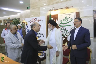 همزمان با عید غدیرخم درمکه مکرمه انجام شد؛

دیداردست اندکاران حج با نماینده ولی فقیه در امور حج و زیارت 6