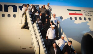 آغاز انتقال زائران مدینه بعد به ایران