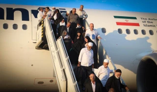 آغاز انتقال زائران مدینه بعد به ایران