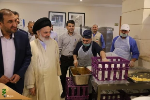 دیدار آیت الله حسینی بوشهری با زائران در هتل حیات مدینه منوره 7