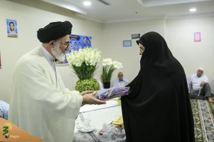 خون شهدا دستاوردهای فراوانی نصیب مردم ایران کرده است 15