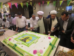 جشن باشکوه عید سعید غدیر خم با حضور کاروان های دانشگاهی در کربلا برگزار شد 

جشن عید سعید غدیرخم در هتل جابر کربلا باحضور دانشگاهیان برگزار گردید. 12