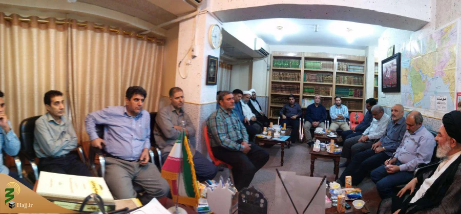 دیدار دست اندکاران ستادشمسا ومسئول دفترنمایندگی بعثه نجف

جلسه  دیداروهم اندیشی اعضای ستاد شمسا با اعضای بعثه مقام معظم رهبری در نجف اشرف در آستانه عید سعید غدیر خم در محل دفتر نمایندگی بعثه برگزار گردید. 2