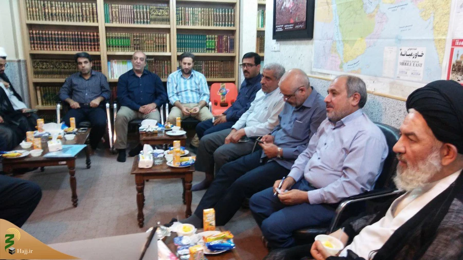 دیدار دست اندکاران ستادشمسا ومسئول دفترنمایندگی بعثه نجف

جلسه  دیداروهم اندیشی اعضای ستاد شمسا با اعضای بعثه مقام معظم رهبری در نجف اشرف در آستانه عید سعید غدیر خم در محل دفتر نمایندگی بعثه برگزار گردید. 2