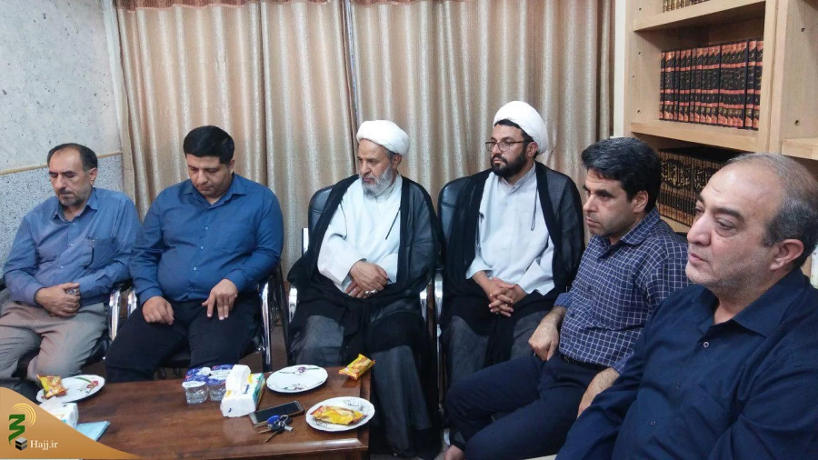 دیدار دست اندکاران ستادشمسا ومسئول دفترنمایندگی بعثه نجف

جلسه  دیداروهم اندیشی اعضای ستاد شمسا با اعضای بعثه مقام معظم رهبری در نجف اشرف در آستانه عید سعید غدیر خم در محل دفتر نمایندگی بعثه برگزار گردید. 3