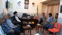 دیدار دست اندکاران ستادشمسا ومسئول دفترنمایندگی بعثه نجف

جلسه  دیداروهم اندیشی اعضای ستاد شمسا با اعضای بعثه مقام معظم رهبری در نجف اشرف در آستانه عید سعید غدیر خم در محل دفتر نمایندگی بعثه برگزار گردید. 4