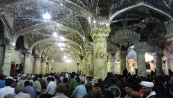 جشن عید غدیر خم در حرم امیر مومنان علیه السلام

باهمت دفترنمایندگی بعثه مقام معظم رهبری در نجف اشرف جشن عید سعید غدیر خم با حضور زائران ایرانی درحرم امیرالمومنین برگزار گردید 3