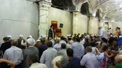 جشن عید غدیر خم در حرم امیر مومنان علیه السلام

باهمت دفترنمایندگی بعثه مقام معظم رهبری در نجف اشرف جشن عید سعید غدیر خم با حضور زائران ایرانی درحرم امیرالمومنین برگزار گردید 6