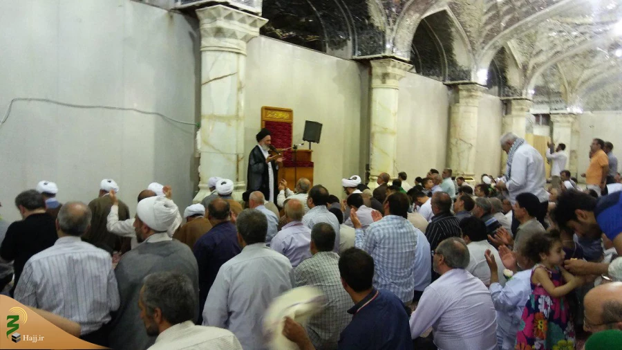 جشن عید غدیر خم در حرم امیر مومنان علیه السلام

باهمت دفترنمایندگی بعثه مقام معظم رهبری در نجف اشرف جشن عید سعید غدیر خم با حضور زائران ایرانی درحرم امیرالمومنین برگزار گردید 6