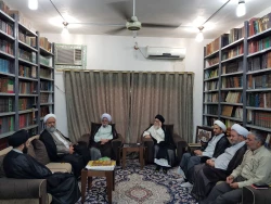 دیدار مسئول دفترنمایندگی بعثه درعراق با آیت الله قزوینی از علمای کربلای معلی

به مناسبت فرارسیدن عید سعید غدیر خم حجه الاسلام والمسلمین نجفی روحانی مسئول دفترنمایندگی بعثه مقام معظم رهبری در عراق و هیئت همراه با آیت الله قزوینی از علمای کربلای معلی دیدا