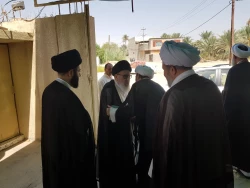 دیدار مسئول دفترنمایندگی بعثه درعراق با آیت الله قزوینی از علمای کربلای معلی

به مناسبت فرارسیدن عید سعید غدیر خم حجه الاسلام والمسلمین نجفی روحانی مسئول دفترنمایندگی بعثه مقام معظم رهبری در عراق و هیئت همراه با آیت الله قزوینی از علمای کربلای معلی دیدا