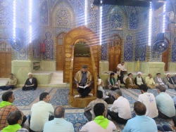 نکاتی ازپیامبر(ص) درخصوص غدیر خم

خطیب بعثه مقام معظم رهبری در کربلا در جمع زائرین ایرانی در حرم امام حسین(ع)گفت: دراین روز فرخنده عید سعید غدیر خم چهارمطلب را اشاره می کنم. 2