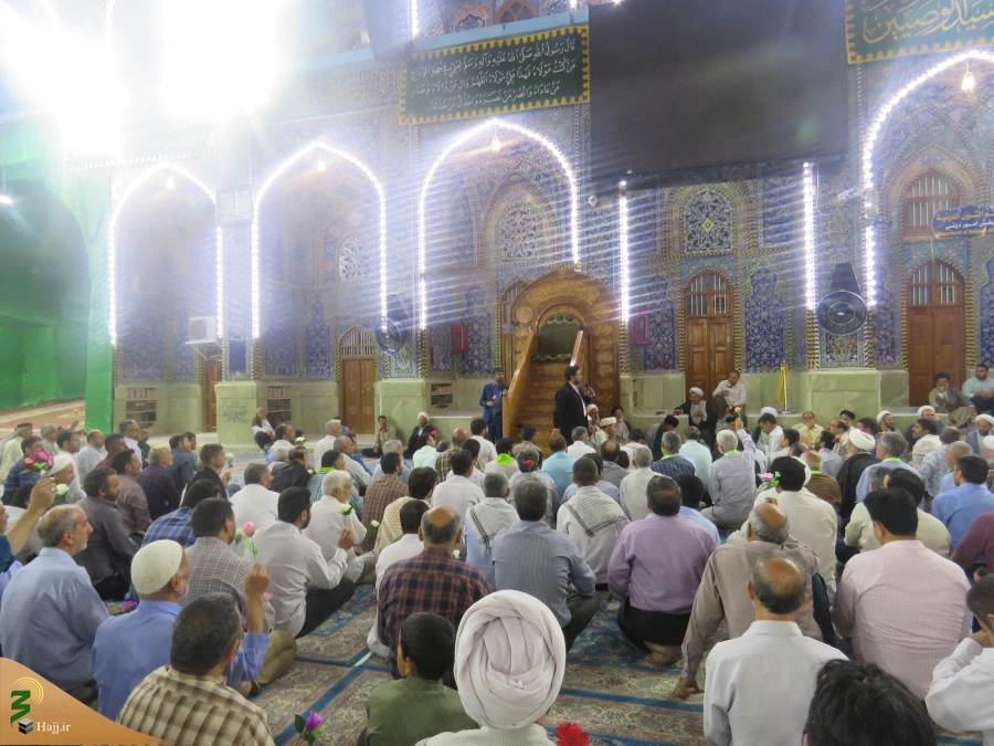نکاتی ازپیامبر(ص) درخصوص غدیر خم

خطیب بعثه مقام معظم رهبری در کربلا در جمع زائرین ایرانی در حرم امام حسین(ع)گفت: دراین روز فرخنده عید سعید غدیر خم چهارمطلب را اشاره می کنم. 2