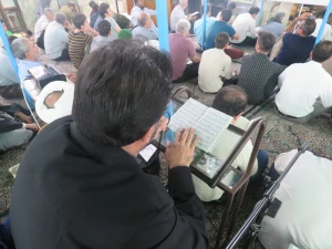زمزمه روحبخش دعای کمیل در خیمه گاه حسینی طنین انداز شد
