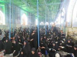 زمزمه روحبخش دعای کمیل در خیمه گاه حسینی طنین انداز شد

در شب زیارتی حضرت اباعبدالله الحسین(ع)،خیمه گاه حسینی در کربلای معلی میزبان زایرینی بود که برای سر دادن ندای «لبیک یا حسین» و قرائت دعای روحبخش کمیل همنوا شدند و یکصدا ندای« یا سربع الرضا» را زمزمه