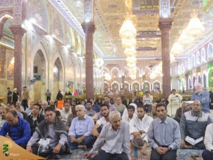مهمترین شاخصه زندگی امیرالمومنین(ع)حق مداری وظلم گریزی است

خطیب بعثه مقام معظم رهبری در کربلا در جمع زائرین ایرانی در حرم امام حسین(ع)گفت: مهمترین شاخصه زندگی مولی برای همه الگو باشدحق مداری وظلم گریزی است، حضرت این صفت مهم خویش را در نهج البلاغه درمور