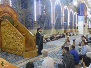 مهمترین شاخصه زندگی امیرالمومنین(ع)حق مداری وظلم گریزی است

خطیب بعثه مقام معظم رهبری در کربلا در جمع زائرین ایرانی در حرم امام حسین(ع)گفت: مهمترین شاخصه زندگی مولی برای همه الگو باشدحق مداری وظلم گریزی است، حضرت این صفت مهم خویش را در نهج البلاغه درمور