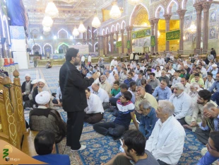 مراسم سخنرانی و مدیحه سرایی در حرم امام حسین برگزار شد-تصویر

مراسم سخنرانی و مدیحه سرایی به همت بعثه مقام معظم رهبری در حرم امام حسین علیه‌السلام و با شرکت انبوه زائران، برگزار شد. 3