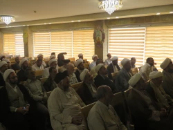 زیارت امام حسین برابر هفتادحج  پیامبر استمسئول دفتر نمایندگی بعثه مقام معظم رهبری در عراق ، به استناد حدیثی از امام ششم زیارت عارفانه امام حسین (ع) را برابر با هفتاد حج  پیامبر عنوان کرد وگفت با توجه  به اجر و پاداش های متفاوتی که برای زیارت امام حس