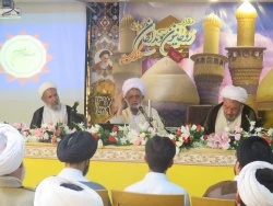اجر و پاداش هر زائری به اندازه معرفت و بصیرت او است

مسئول دفتر نمایندگی بعثه مقام معظم رهبری در عراق ، با اشاره به اینکه  هر کاری نیاز به شناخت  معرفت داردگفت : انسان بدون معرفت و بصیرت به مقصد نمی رسد. 2
