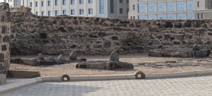 حضور پرشور حجاج در قبرستان بقیع  2