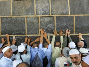 کعبه؛ میعادگاه عاشقان درگاه الهی