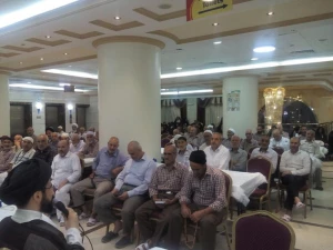 زمزمه یا حسین زائران ایرانی درشهر پیامبر