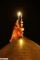 حضور هزاران زائر در مراسم تعویض پرچم گنبد امام حسین علیه السلام 9