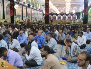 در حرم امام حسین(ع) مطرح شد؛

اهل آتش در روز قیامت علت جهنمی شدنشان را چه می دانند؟
سخنران بعثه رهبری با اشاره به دو علت عمده که باعث دوزخی شدن انسان می شود، گفت: در آیات قرآن بیان شده است که خود اهل آتش، عدم گوش شنوا و دل بیدار را دلیل جهنمی شدنشان می
