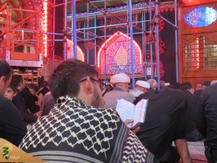 نوای یا رب یارب زائرین عتبات در خیمه گاه حسینی

به همت دفتر نمایندگی بعثه مقام معظم رهبری در کربلا، زائران ایرانی در شب چهارم ماه محرم دعای کمیل را در خیمه گاه حسینی زمزمه کردند. 6