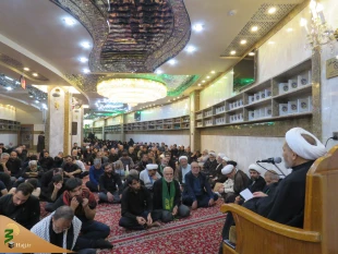 سخنران بعثه مقام معظم رهبری درکربلا:
انکار سه چیز باعث می شودکه شیعه نباشیم

حجت الاسلام والمسلمین عبدوس گفت از حضرت امام صادق(علیه السلام) روایتی را نقل فرموده که حضرت فرمودند: از شیعیان ما نیست کسی که چهار چیز را انکار نماید: معراج، سوال قبر و شفاعت 
