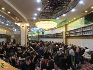 سخنران بعثه مقام معظم رهبری درکربلا:
انکار سه چیز باعث می شودکه شیعه نباشیم

حجت الاسلام والمسلمین عبدوس گفت از حضرت امام صادق(علیه السلام) روایتی را نقل فرموده که حضرت فرمودند: از شیعیان ما نیست کسی که چهار چیز را انکار نماید: معراج، سوال قبر و شفاعت 