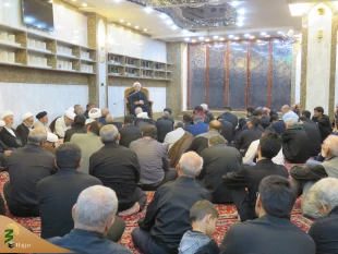 سخنران بعثه مقام معظم رهبری درکربلا:
انکار سه چیز باعث می شودکه شیعه نباشیم

حجت الاسلام والمسلمین عبدوس گفت از حضرت امام صادق(علیه السلام) روایتی را نقل فرموده که حضرت فرمودند: از شیعیان ما نیست کسی که چهار چیز را انکار نماید: معراج، سوال قبر و شفاعت 