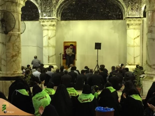 حجت الاسلام والمسلمین حسینی اراکی:

سیره رسول خدا و قرآن یک الگو برای جهان اسلام است

حجت الاسلام والمسلمین حسینی اراکی گفت: پیامبر اعظم(صلی الله علیه وآله) عالی ترین سرمشق اخلاقی برای دنیای بشریت است، چراکه الگو بودن ایشان از سوی خداوند مورد تأیید قر