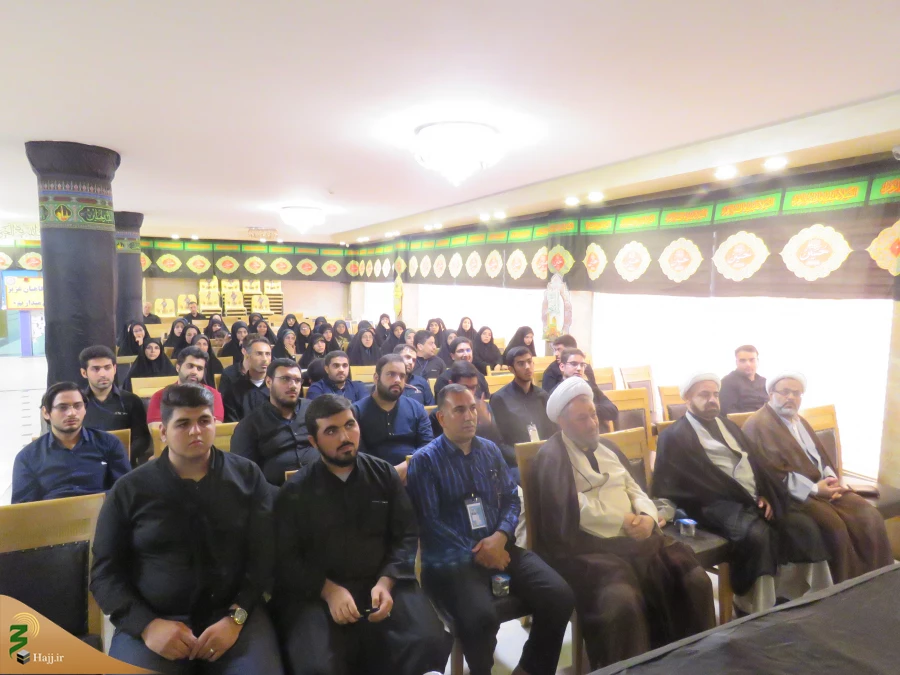 نهمین گردهمایی دانشجویان عتبات عالیات در کربلای معلی برگزار شد

تأکید نماینده بعثه رهبری در عراق بر لزوم شناخت شِمر این زمان 7