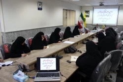تشکیل جلسه کارگروه بانوان کمیته فرهنگی اربعین استان چهارمحال وبختیاری 5