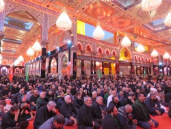 سخنران بعثه رهبری مطرح کرد؛

برای همراهی امام زمان(عج) باید از جان و مال بگذریم

حجت الاسلام والمسلمین عبدوس با اشاره به اینکه گاهی اوقات وابستگی به مال دنیا حجاب رسیدن انسان به امام زمان(عج) می شود، گفت: باید مراقب باشیم گاهی به خاطر پول و ماشین و مو