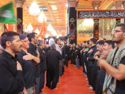 سخنران بعثه رهبری مطرح کرد؛

برای همراهی امام زمان(عج) باید از جان و مال بگذریم

حجت الاسلام والمسلمین عبدوس با اشاره به اینکه گاهی اوقات وابستگی به مال دنیا حجاب رسیدن انسان به امام زمان(عج) می شود، گفت: باید مراقب باشیم گاهی به خاطر پول و ماشین و مو