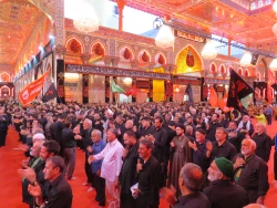 سخنران بعثه رهبری مطرح کرد؛

برای همراهی امام زمان(عج) باید از جان و مال بگذریم

حجت الاسلام والمسلمین عبدوس با اشاره به اینکه گاهی اوقات وابستگی به مال دنیا حجاب رسیدن انسان به امام زمان(عج) می شود، گفت: باید مراقب باشیم گاهی به خاطر پول و ماشین و مو