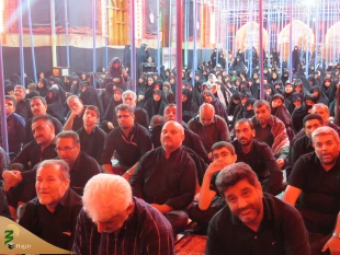 حجت الاسلام والمسلمین عبدوس:

آخرت خود را برای دیگران از دست ندهید تا دچار حسرت قیامت نشوید

حجت الاسلام والمسلمین عبدوس از سخنرانان بعثه مقام معظم رهبری در کربلای معلی گفت: بدترین حسرت های روز قیامت مربوط به کسانی است که آخرت خود را برای دیگران از دس