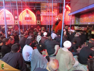 حجت الاسلام والمسلمین عبدوس:

آخرت خود را برای دیگران از دست ندهید تا دچار حسرت قیامت نشوید

حجت الاسلام والمسلمین عبدوس از سخنرانان بعثه مقام معظم رهبری در کربلای معلی گفت: بدترین حسرت های روز قیامت مربوط به کسانی است که آخرت خود را برای دیگران از دس